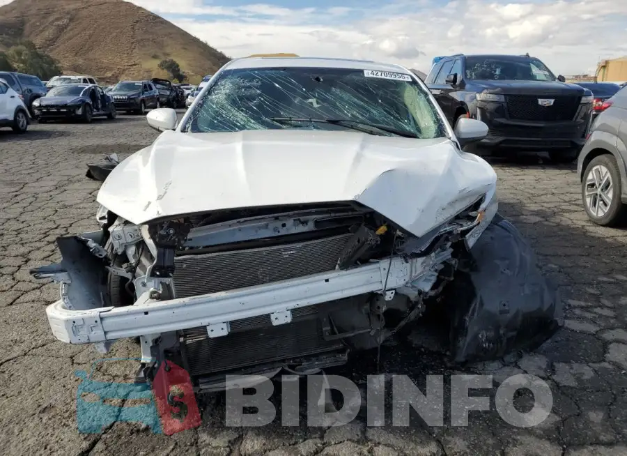 3FA6P0HD3LR214133 Photo# 5
