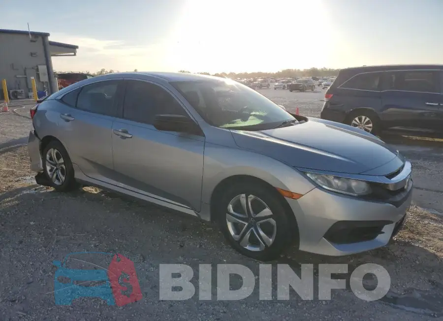 19XFC2F56HE049772 Photo# 4