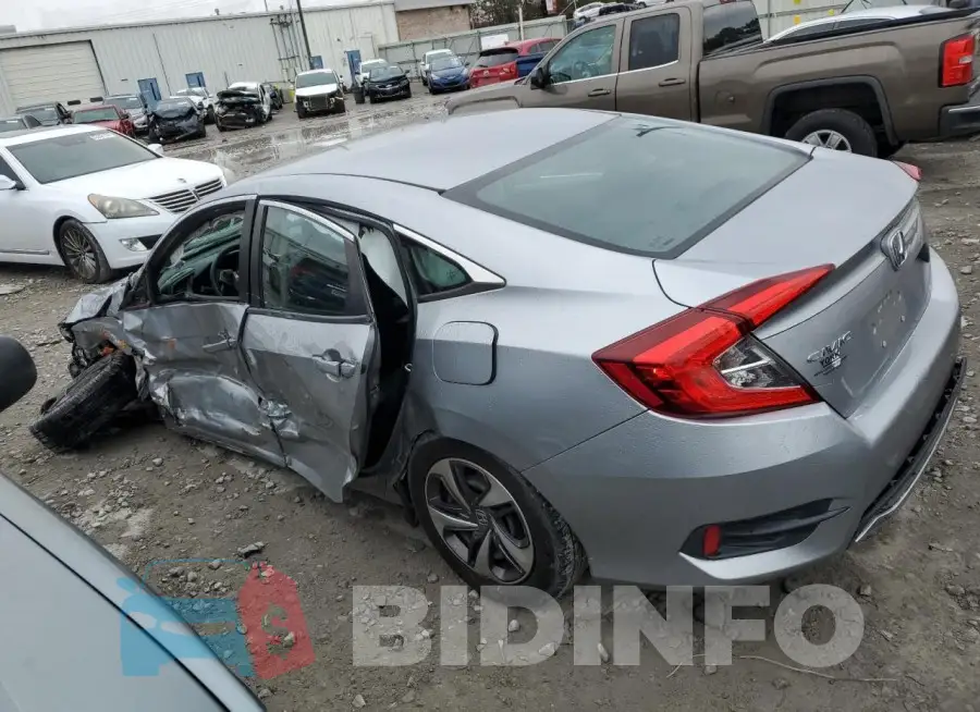 19XFC2F66KE007974 Photo# 2
