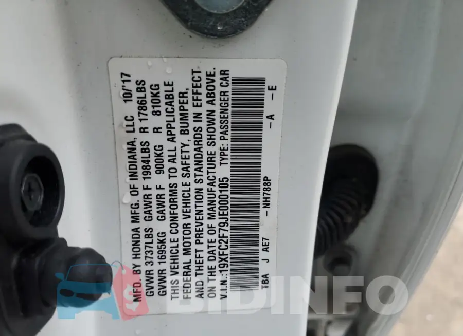 19XFC2F79JE000105 Photo# 12