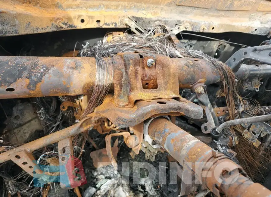 2T3F1RFV8NC278826 Photo# 9