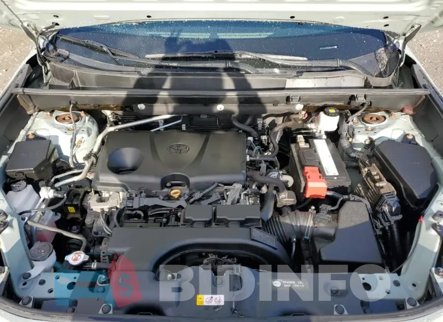 2T3J1RFV8KW004370 Photo# 12