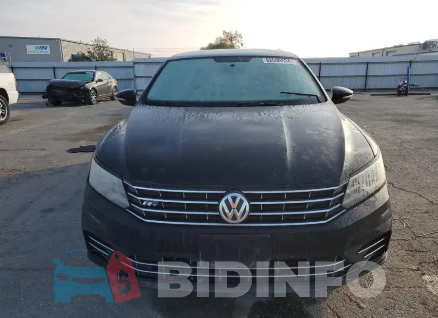 1VWDT7A36HC046241 Photo# 5