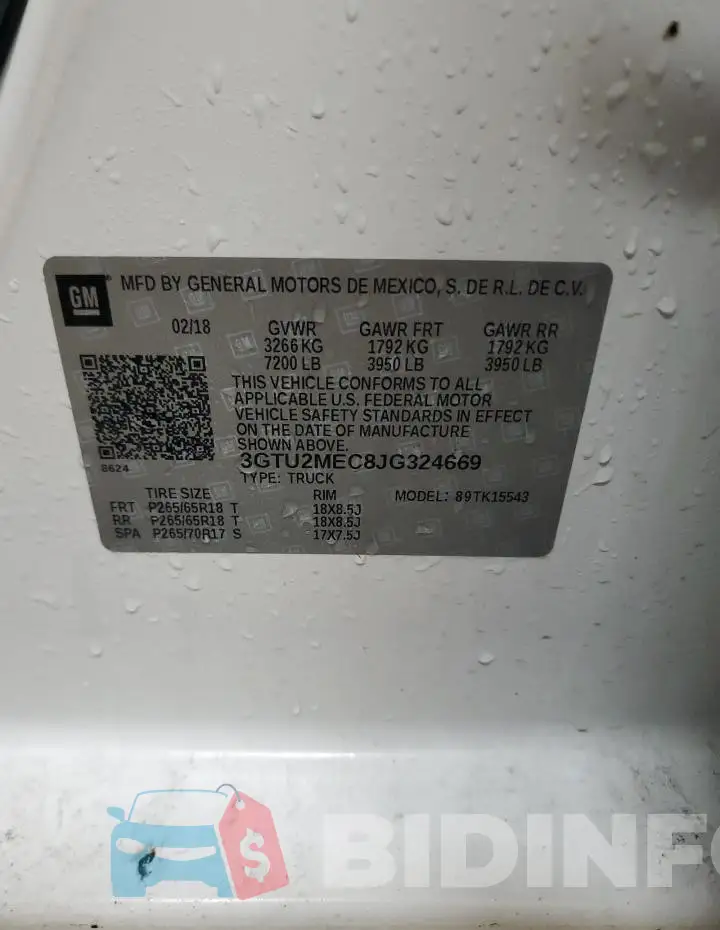 3GTU2MEC8JG324669 Photo# 12