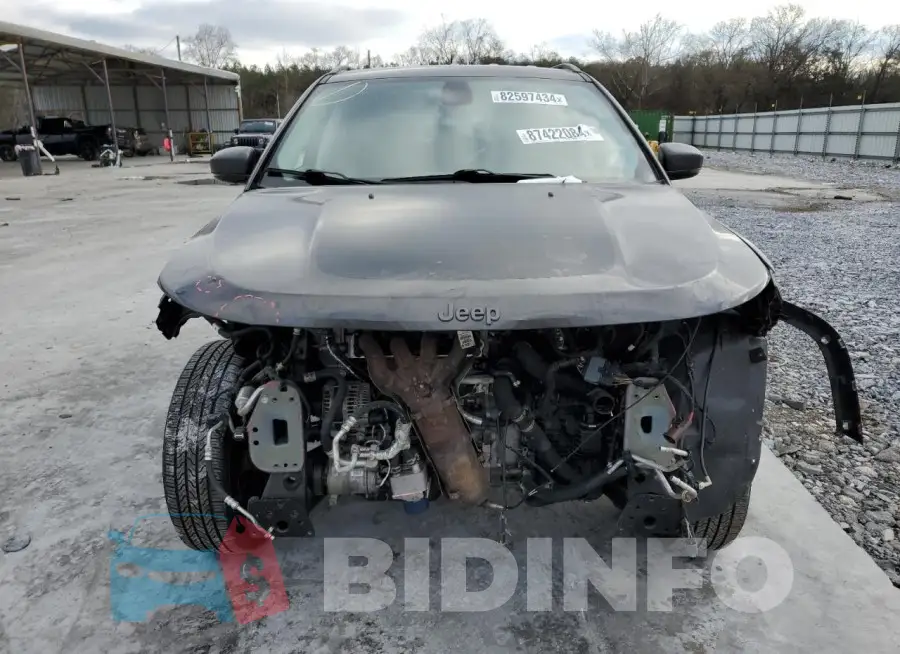 3C4NJDDB2LT163147 Photo# 5