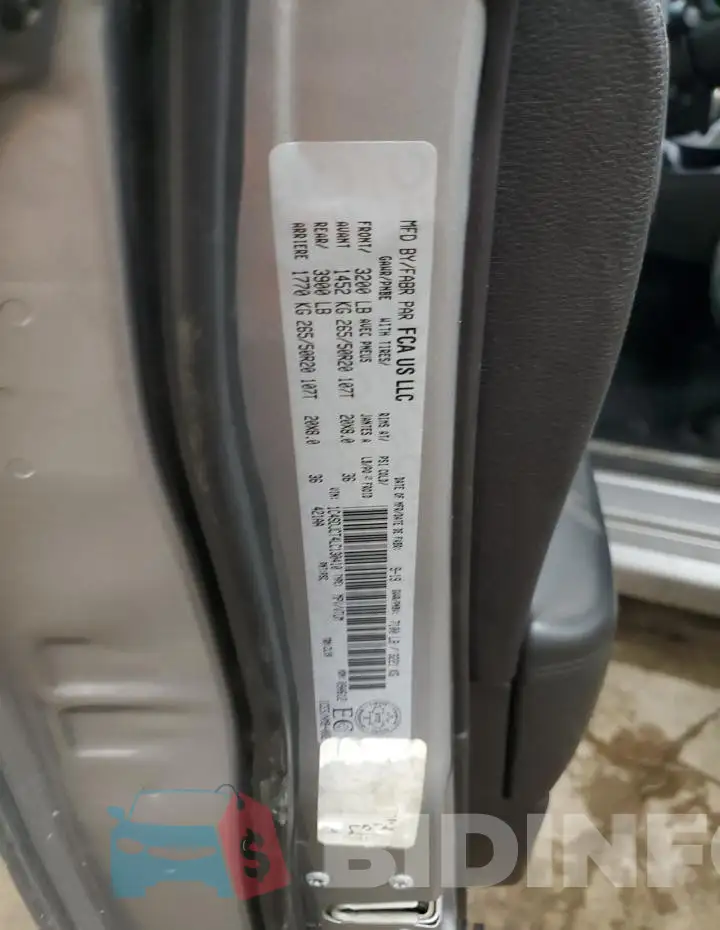 1C4SDJCT4LC130410 Photo# 13