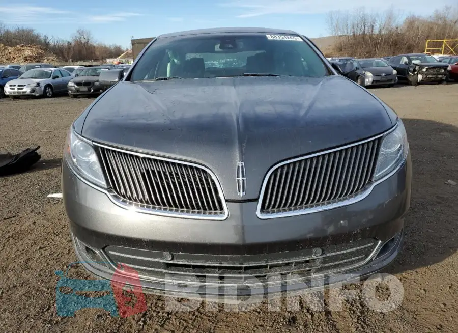1LNHL9DK0GG601111 Photo# 5