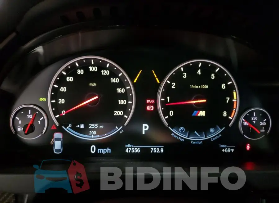 5YMKW8C54KLR38377 Photo# 9