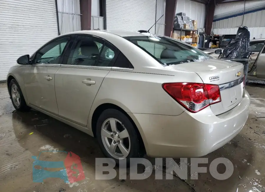 1G1PE5SB4G7131471 Photo# 2