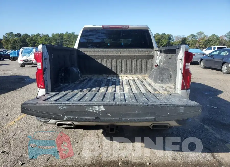 1GCPWBEF8LZ374877 Photo# 6