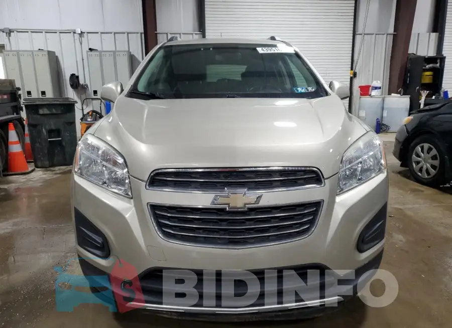 3GNCJLSB3GL228766 Photo# 5