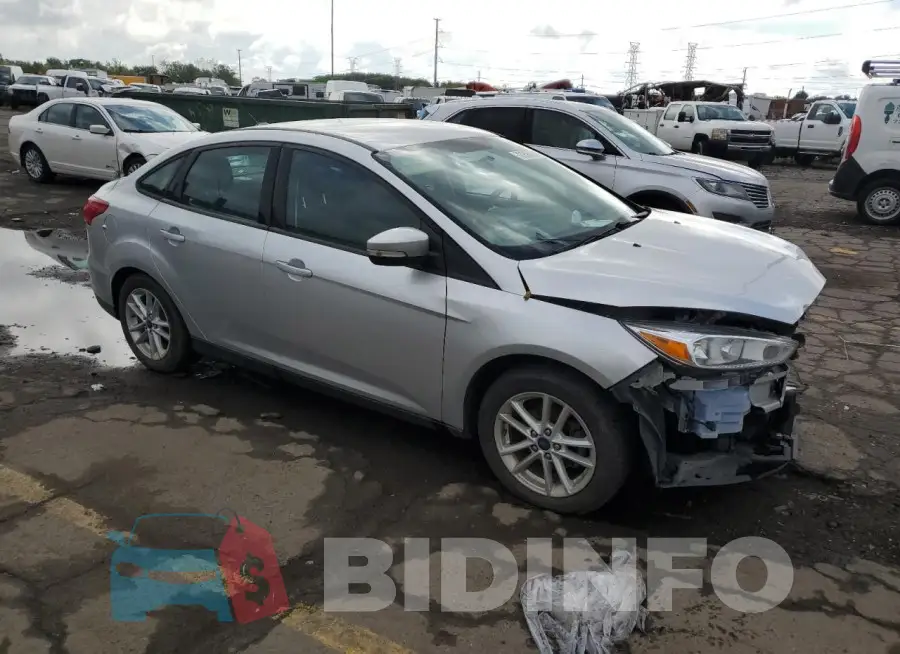 1FADP3F22GL394784 Photo# 4