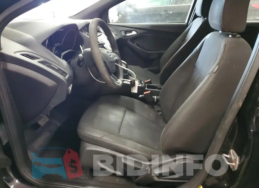 1FADP3F23HL201687 Photo# 7