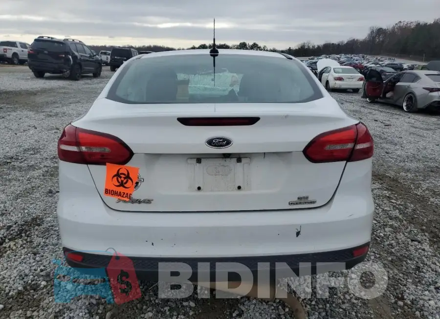 1FADP3F27GL384414 Photo# 6