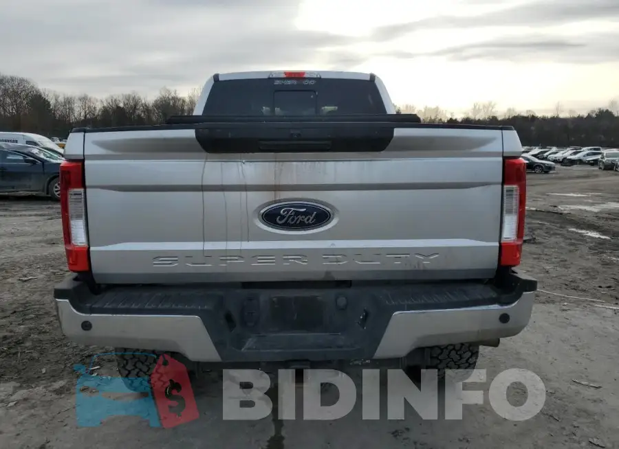 1FT7W2BT2KEC71261 Photo# 6