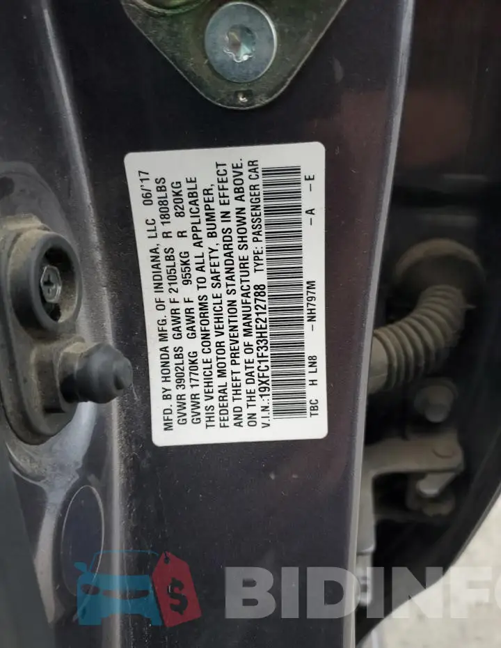 19XFC1F33HE212788 Photo# 12