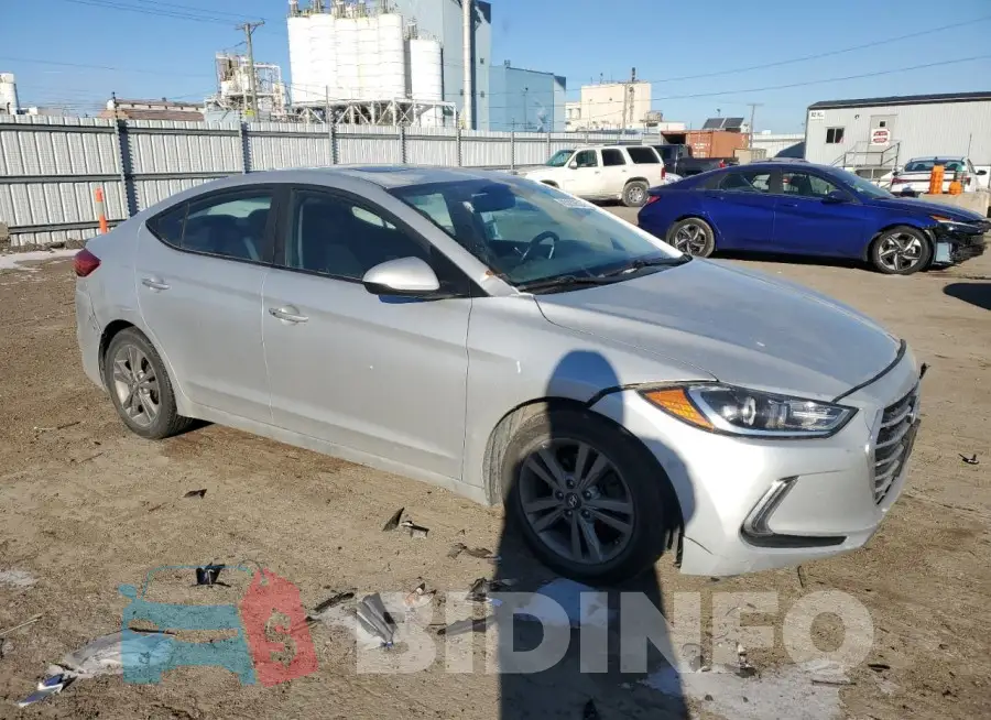 5NPD84LF3HH189842 Photo# 4