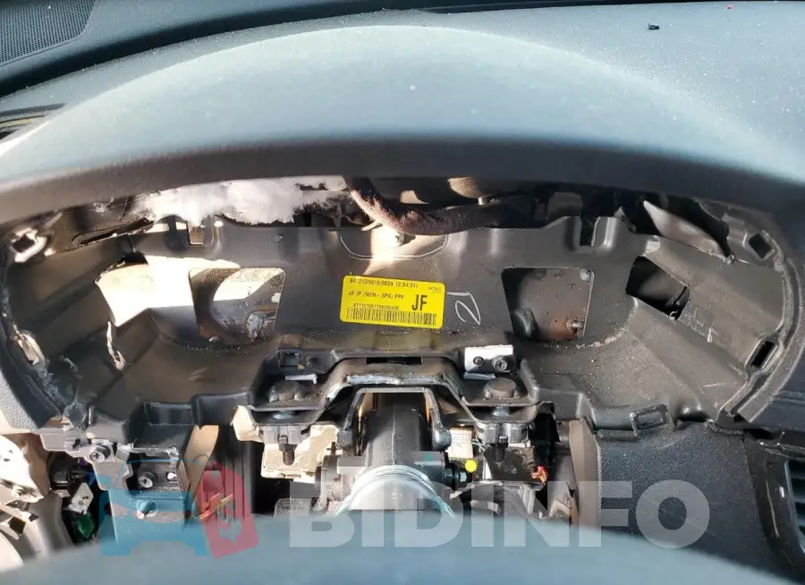 5XXGT4L39JG221826 Photo# 9