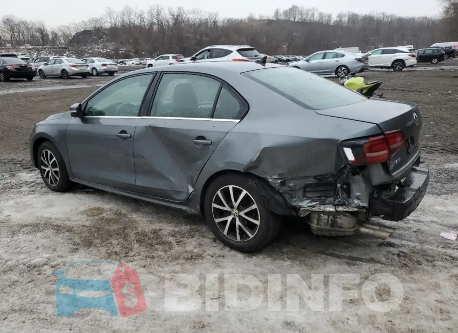 3VWB67AJXHM201983 Photo# 2