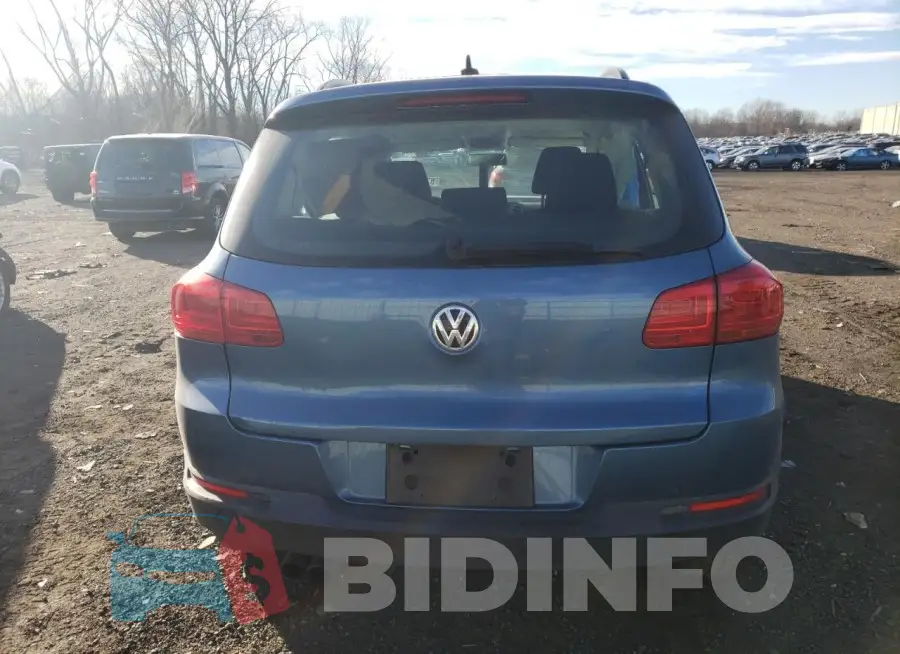 WVGAV7AX7JK000413 Photo# 6