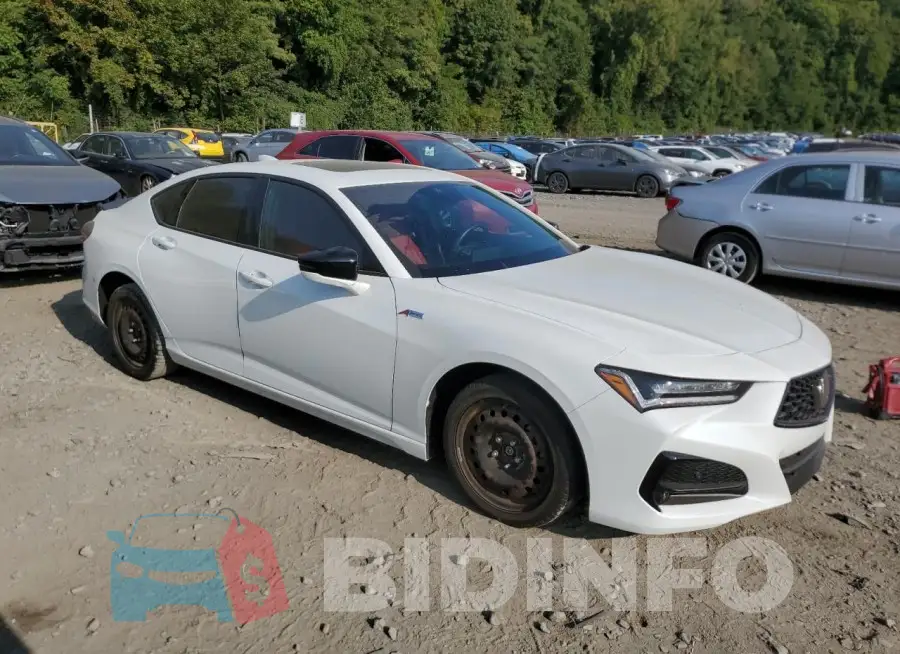 19UUB5F50PA006642 Photo# 4