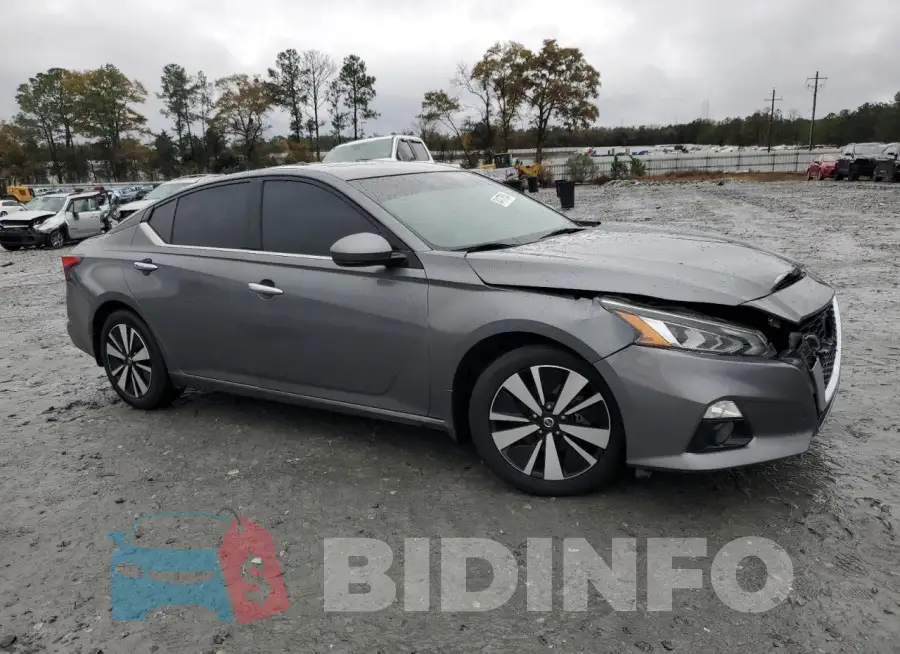 1N4BL4DV4KC139861 Photo# 4