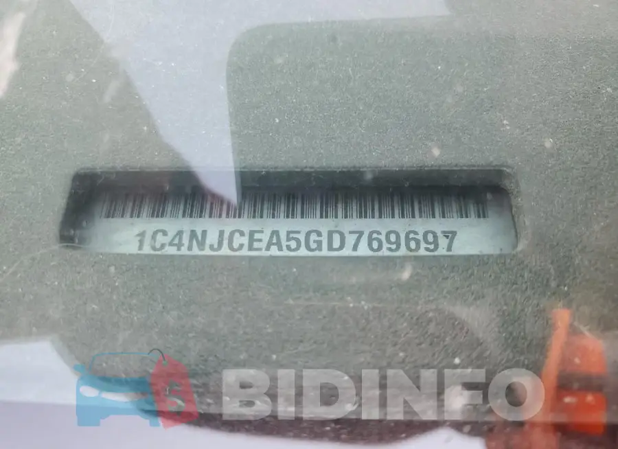 1C4NJCEA5GD769697 Photo# 13