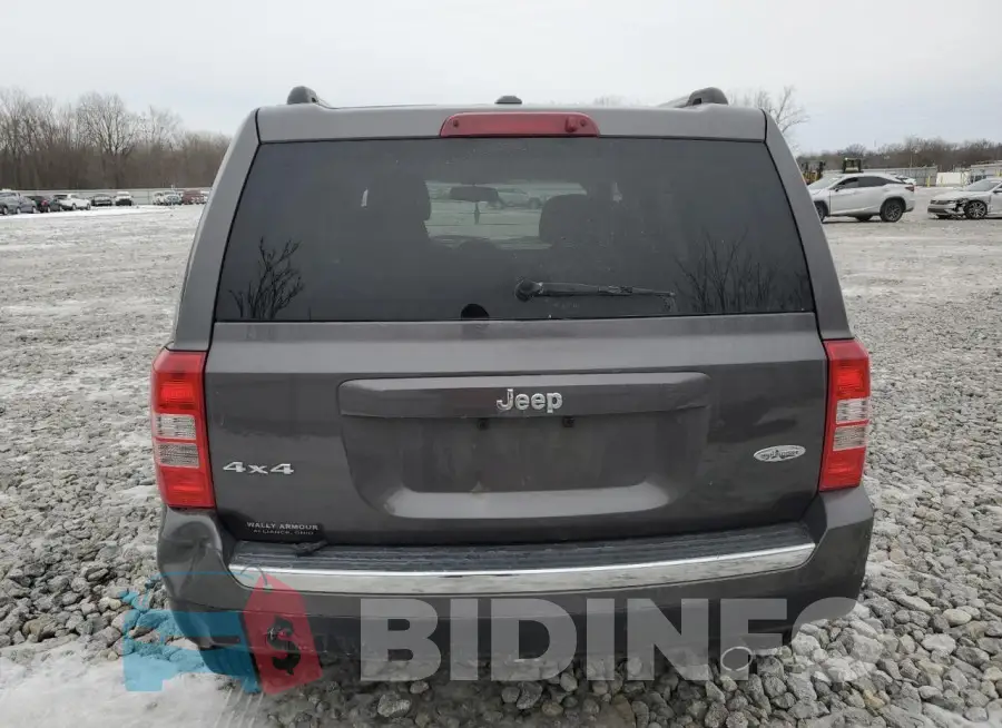 1C4NJRFB5HD159679 Photo# 6
