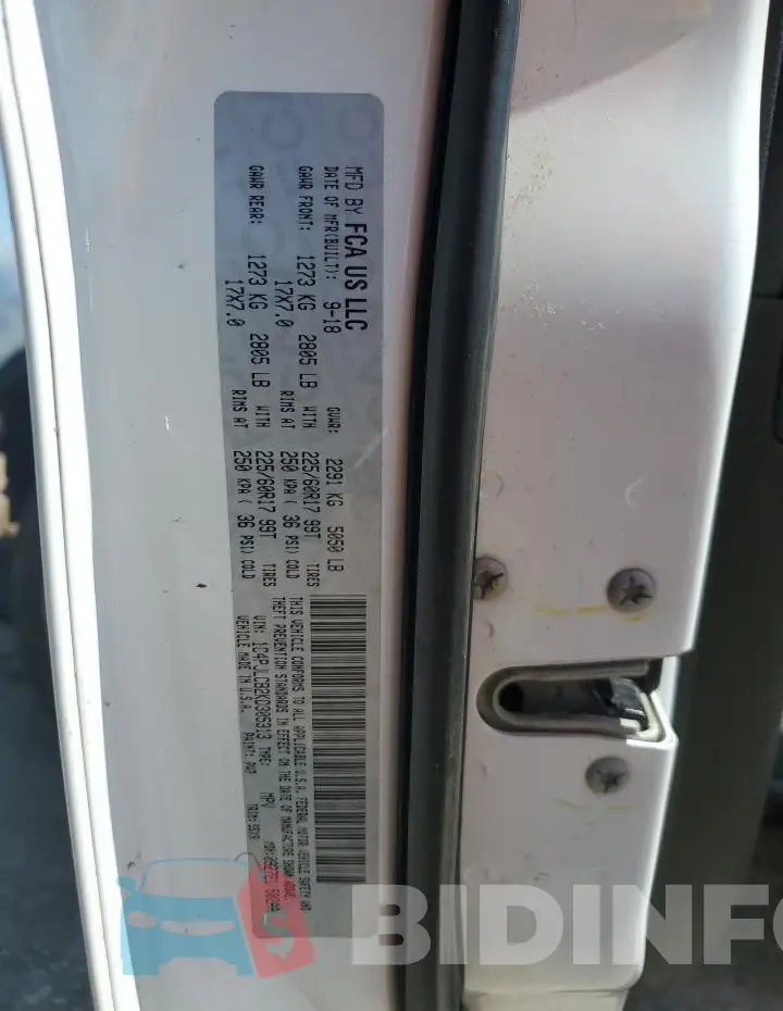 1C4PJLCB2KD305313 Photo# 13