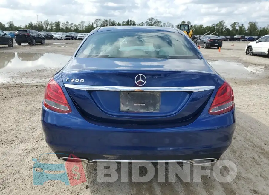 55SWF4JB4JU237107 Photo# 6
