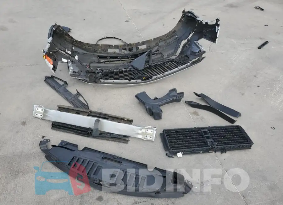 1GYFZER44KF174943 Photo# 12