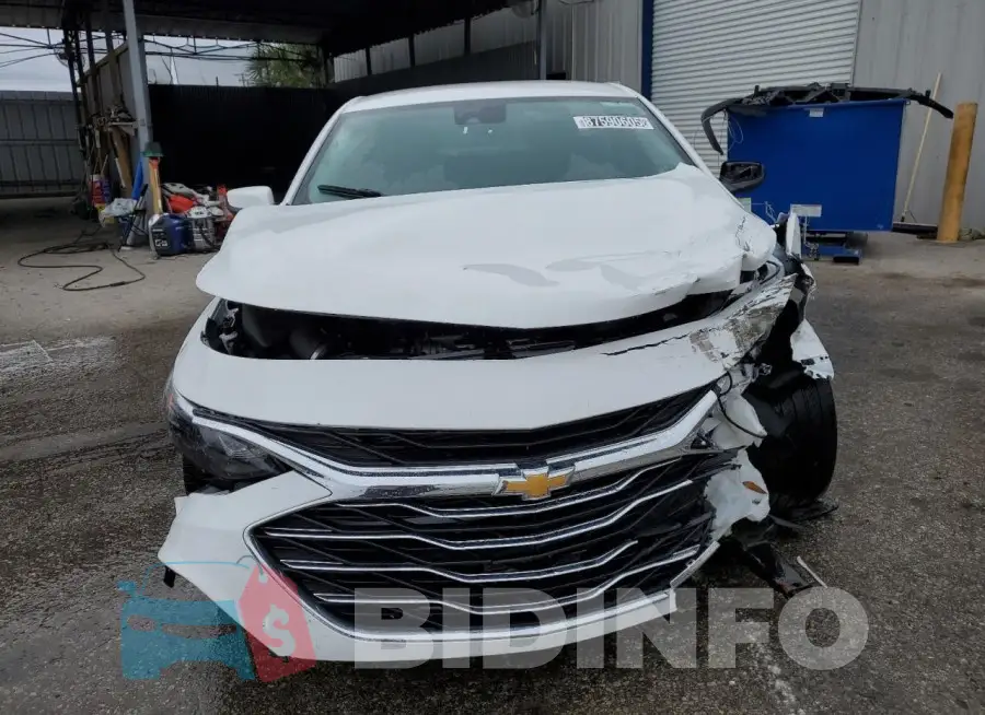 1G1ZD5ST5RF151130 Photo# 5