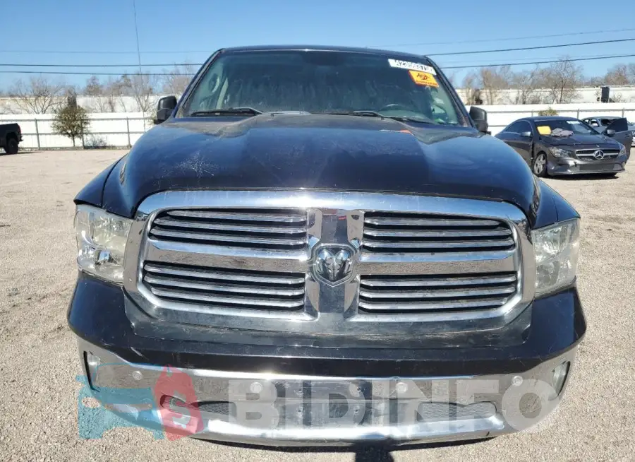 1C6RR6GT2JS149300 Photo# 5