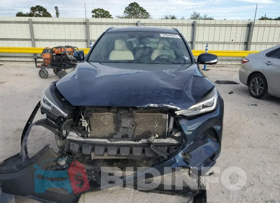 3PCAJ5M13KF101619 Photo# 5
