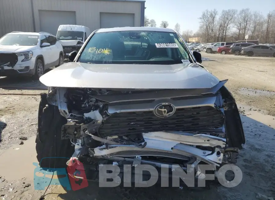 2T3F1RFV2RC486416 Photo# 5
