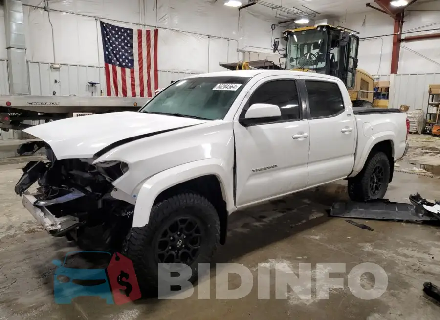 3TMCZ5AN3KM267160 Photo# 1