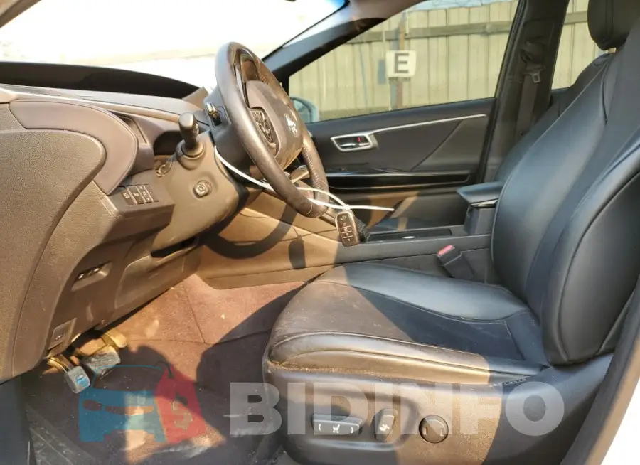 JTDBVRBD7GA000595 Photo# 7
