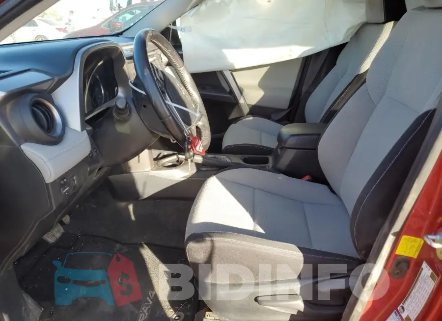 JTMRFREV8GJ058893 Photo# 7