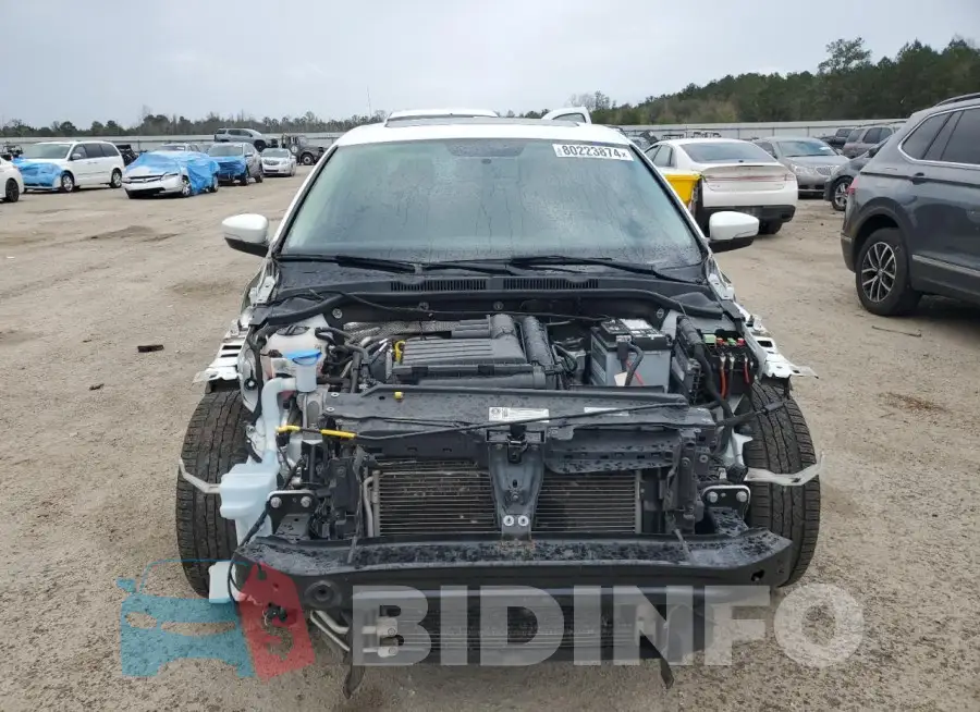 3VWDB7AJ1HM224010 Photo# 5