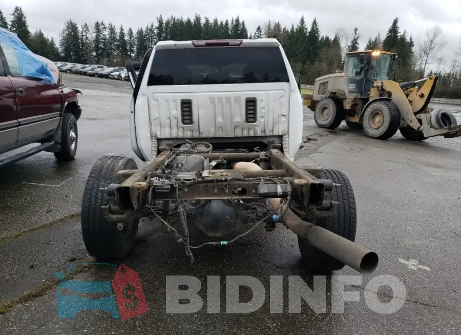1GT58MEY6NF165155 Photo# 6