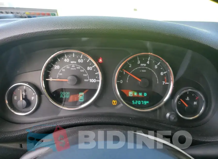 1C4BJWEG4GL305864 Photo# 9