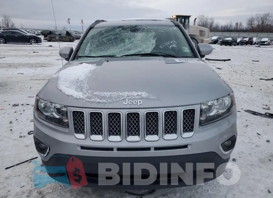 1C4NJDEB1HD167864 Photo# 5