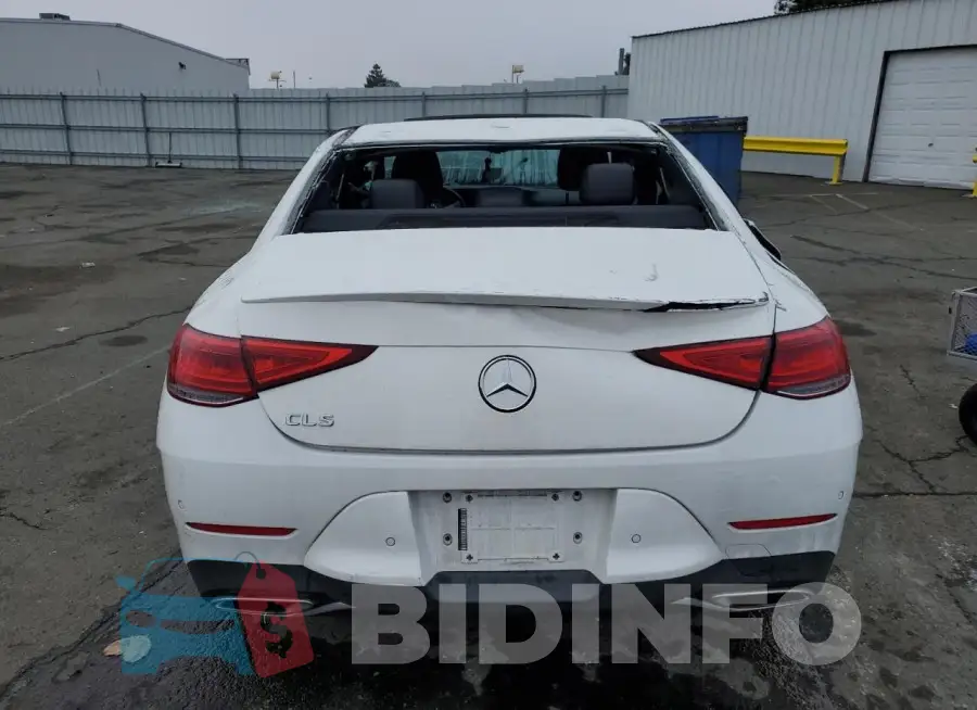 WDD2J5JB6KA041898 Photo# 6