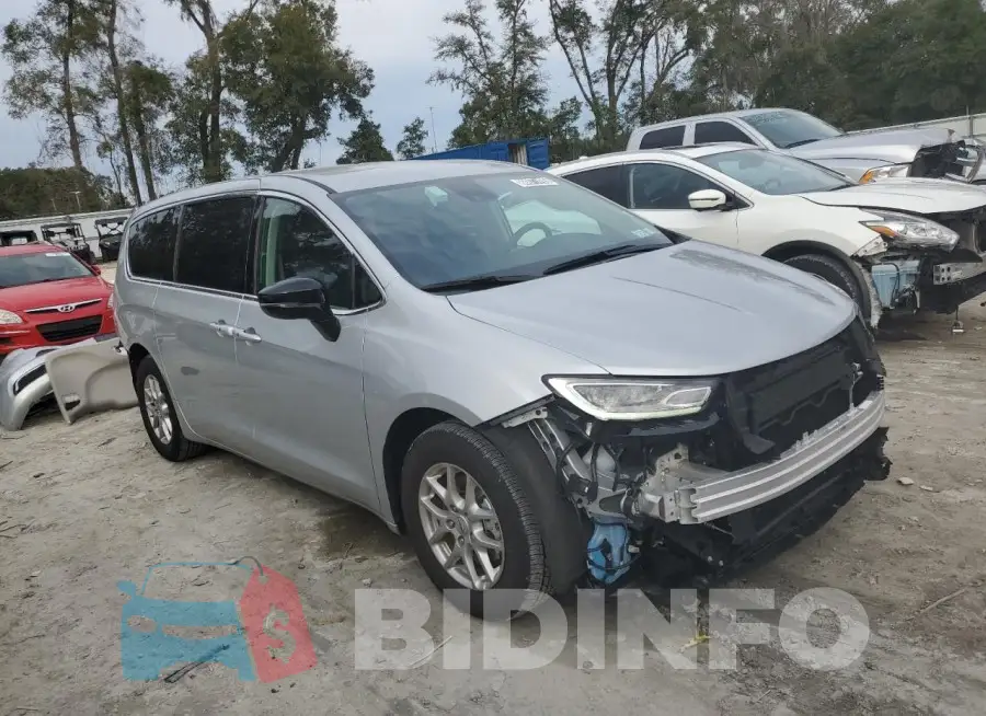 2C4RC1BG1RR173124 Photo# 4