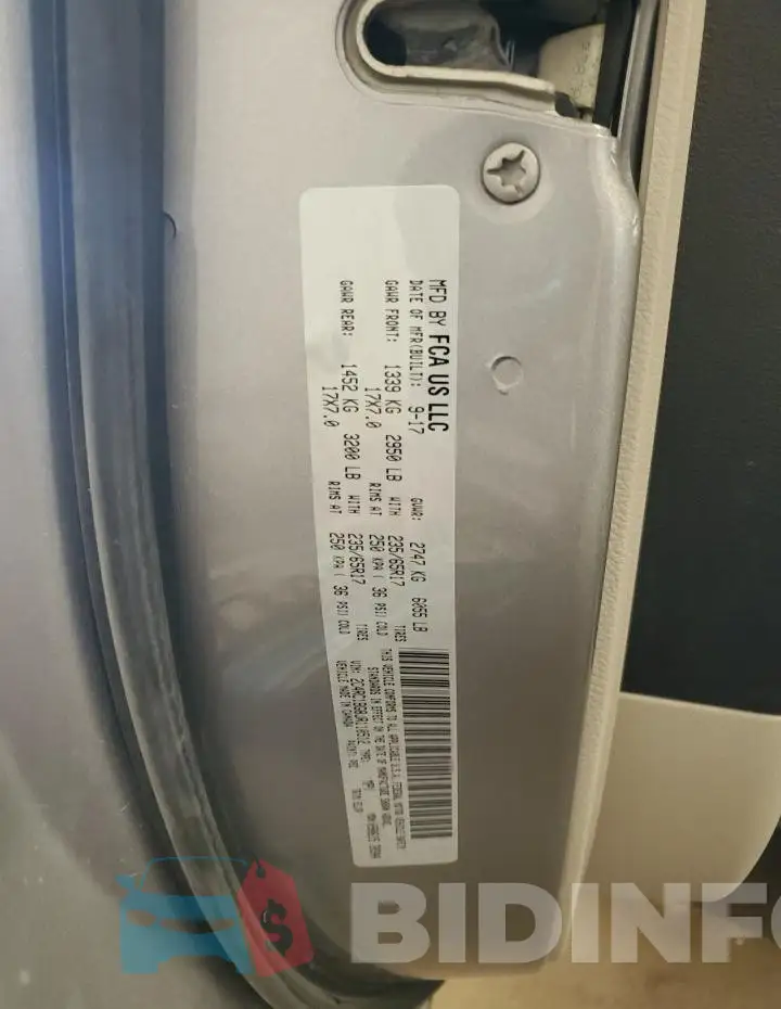 2C4RC1BG8JR110512 Photo# 13