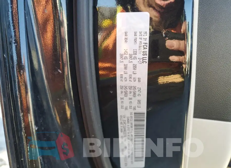2C4RC1GGXHR633176 Photo# 13