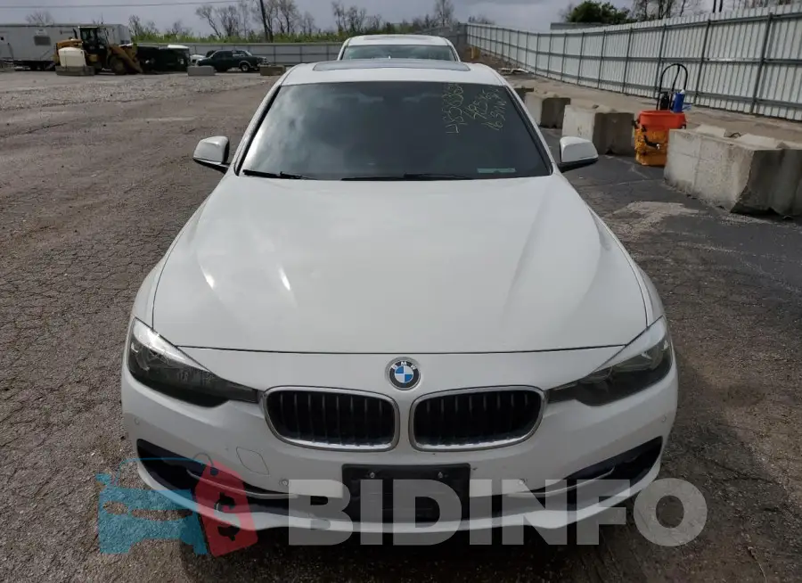 WBA8E9C57GK643795 Photo# 5