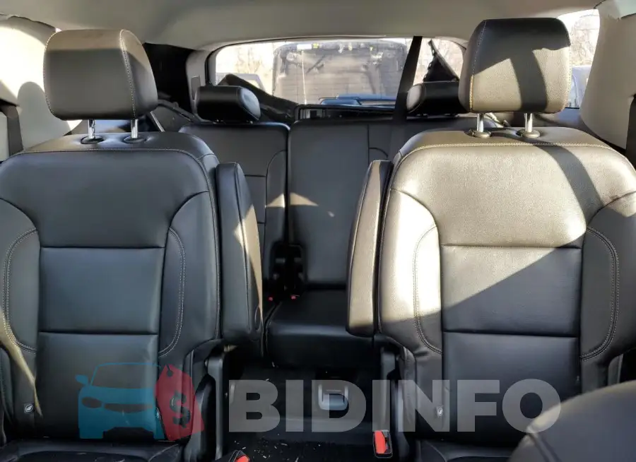 1GNEVJKW6MJ242104 Photo# 10