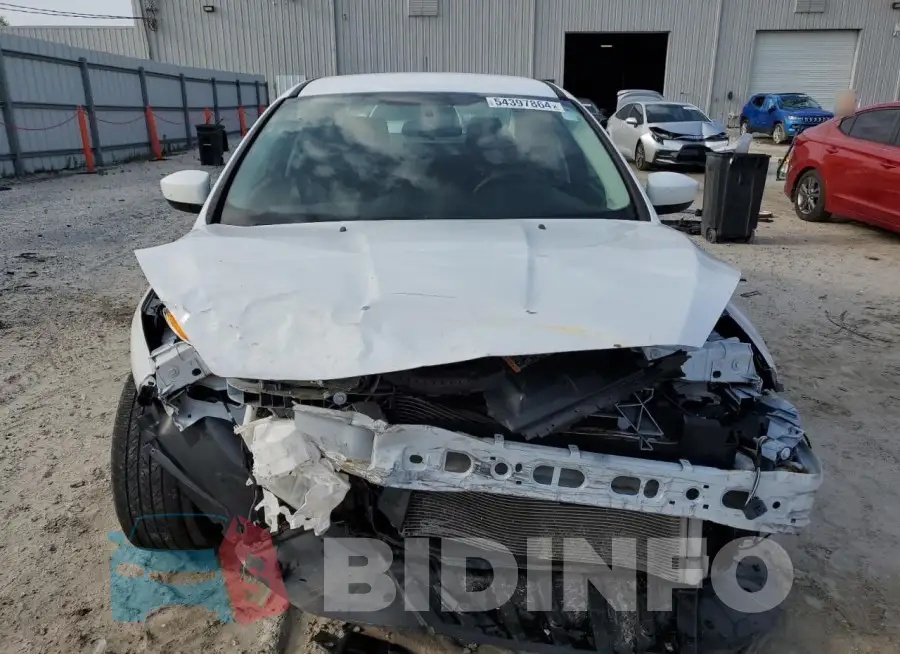 1FADP3F28JL327744 Photo# 5
