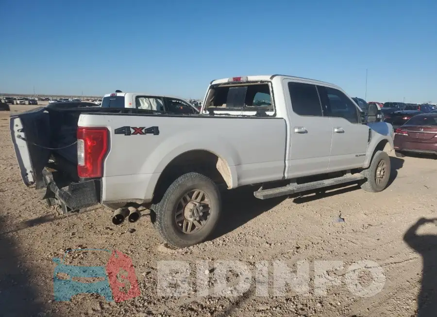 1FT8W3BT2JEB50965 Photo# 3
